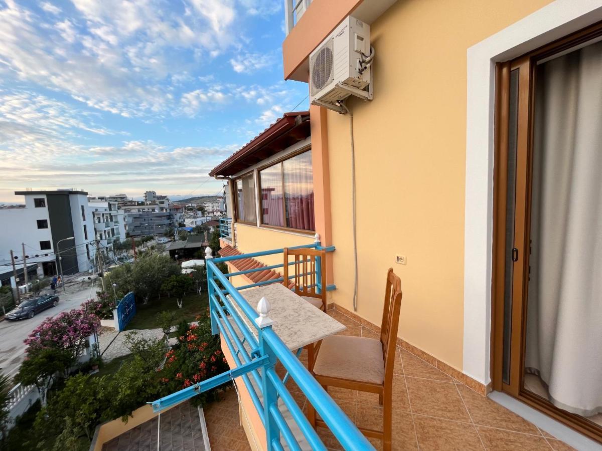 Vila Laura Pasha Villa Ксамил Екстериор снимка
